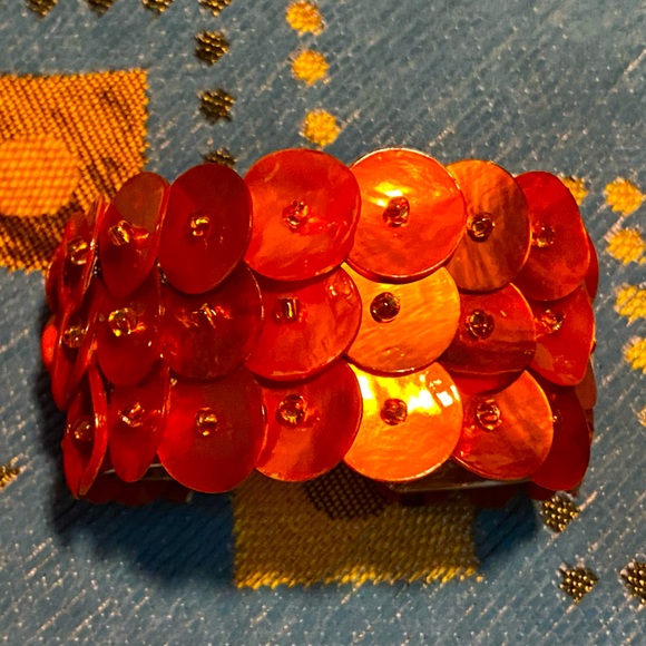 SALE 3/$20 BOHO vintage cuff bracelet,silver w/attached burnt orange MOP buttons - Picture 2 of 10